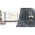 Illustratie van een chatscherm met daarachter een doorschijnend beeld van een serverrack en een werkende persoon, als symbool voor de verborgen kosten van AI